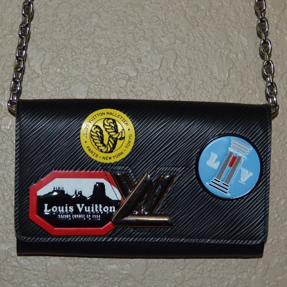 $3800  Louis Vuitton Epi World Tour Twist Chain Wallet Noir Black Crossb… - Picture 7 of 13